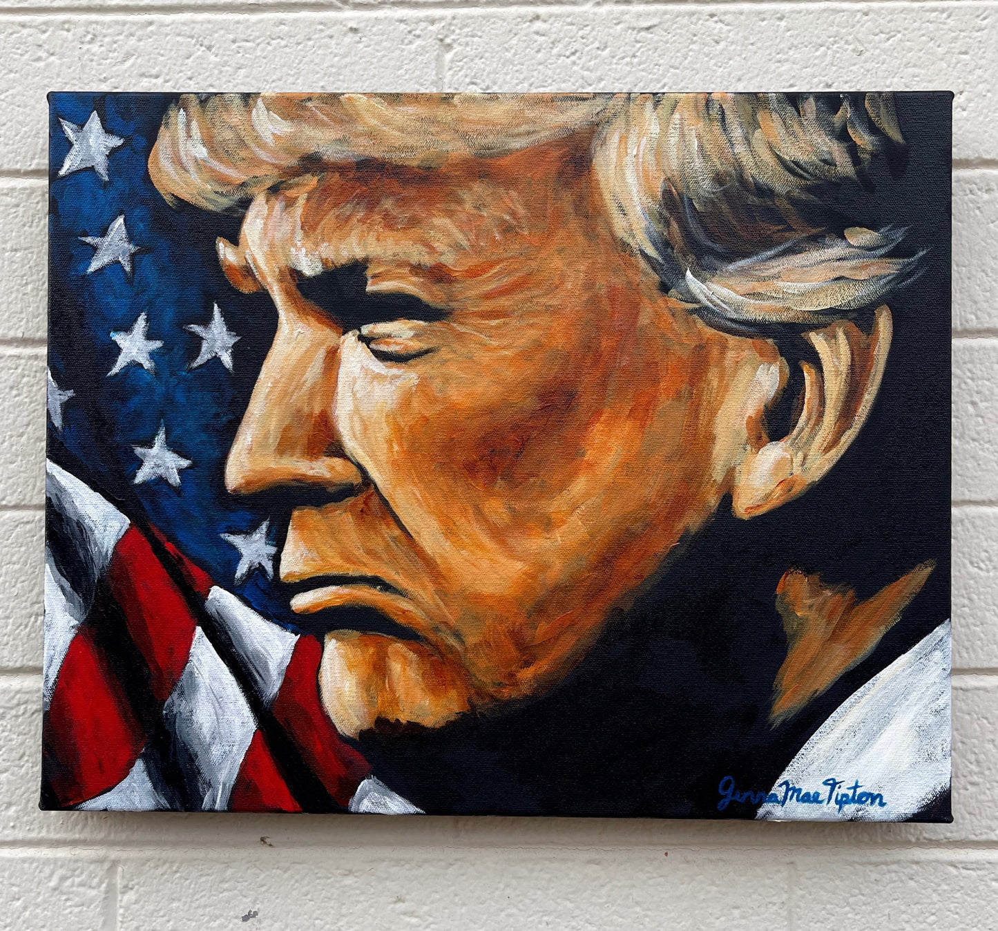 PRESIDENT DONALD J TRUMP